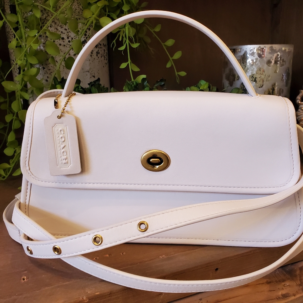 Coach Turnlock Clutch